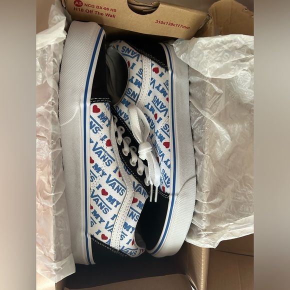 Vans shoes Unisex size UsM6.5/W8 Eu38.5 Brand New - Picture 9 of 11